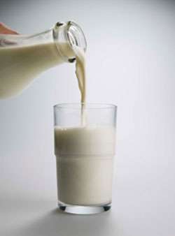 Сире (пастеризоване) молоко: харчова безпека