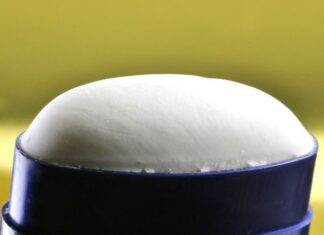 So entfernen Sie Deodorantflecken: Ein praktischer Leitfaden für Hausbesitzer